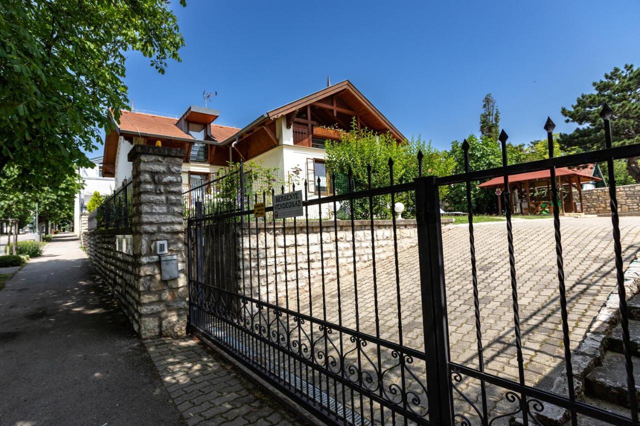 Berkenye Vendeghaz Hotel Balatonfured Luaran gambar