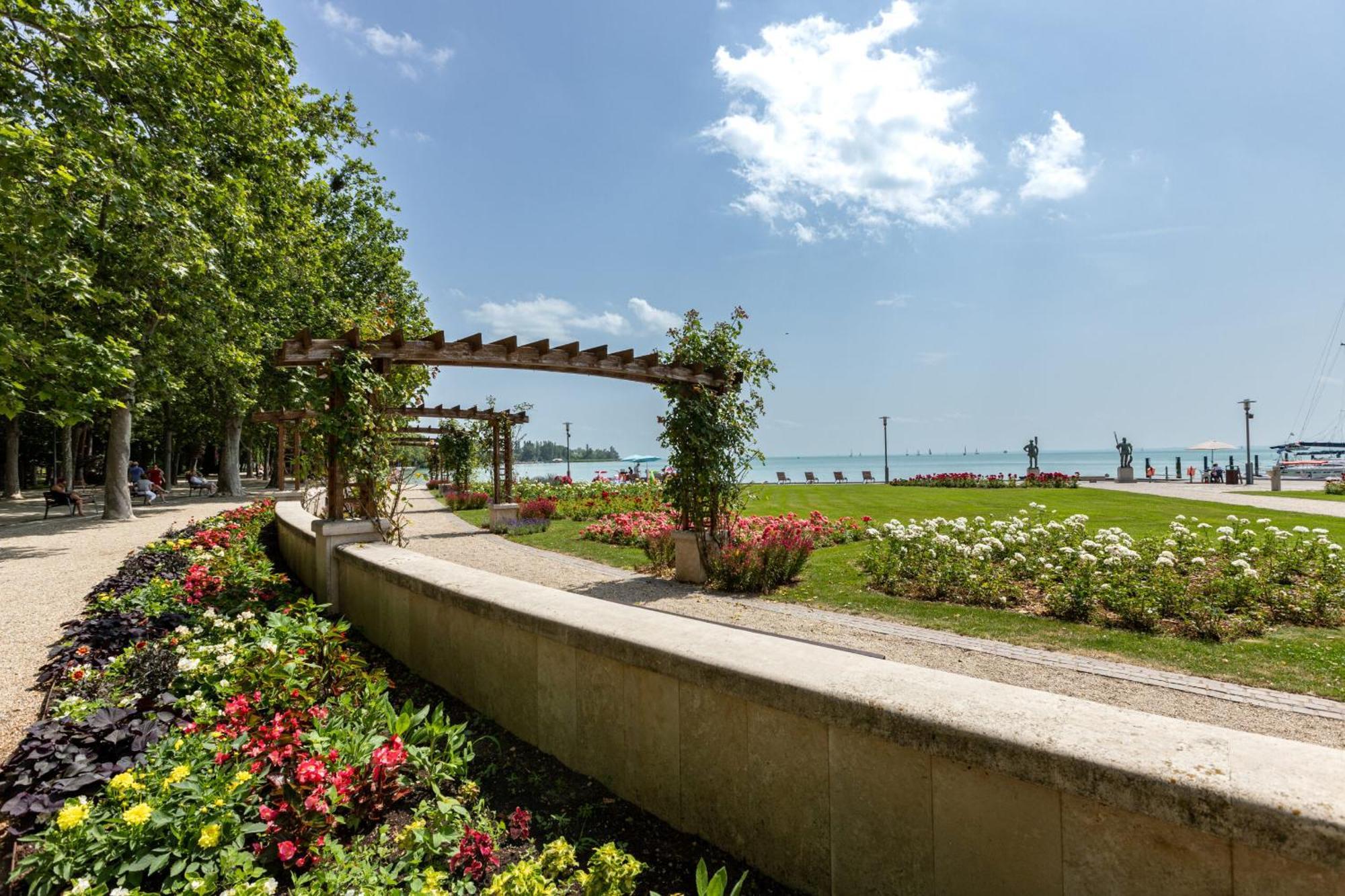 Berkenye Vendeghaz Hotel Balatonfured Luaran gambar